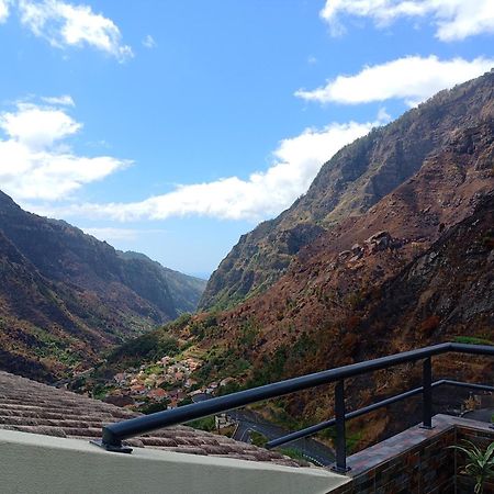 Green Valley House Madeira ริเบรา บราวา ภายนอก รูปภาพ