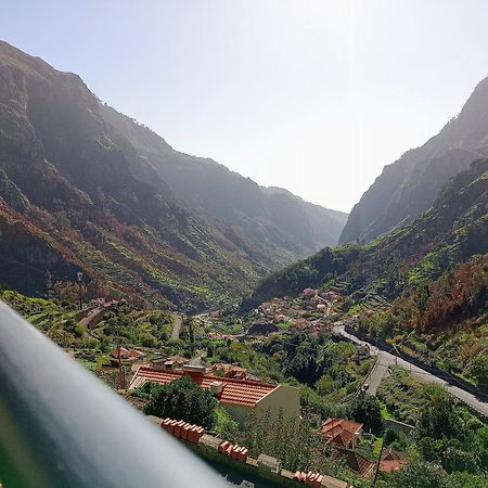 Green Valley House Madeira ริเบรา บราวา ภายนอก รูปภาพ