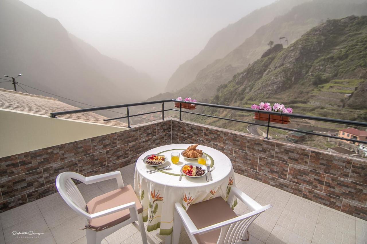 Green Valley House Madeira ริเบรา บราวา ภายนอก รูปภาพ