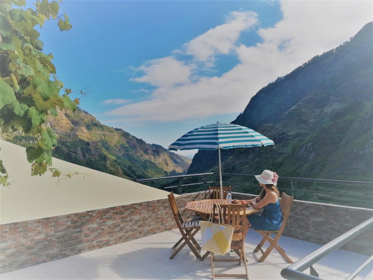 Green Valley House Madeira ริเบรา บราวา ภายนอก รูปภาพ